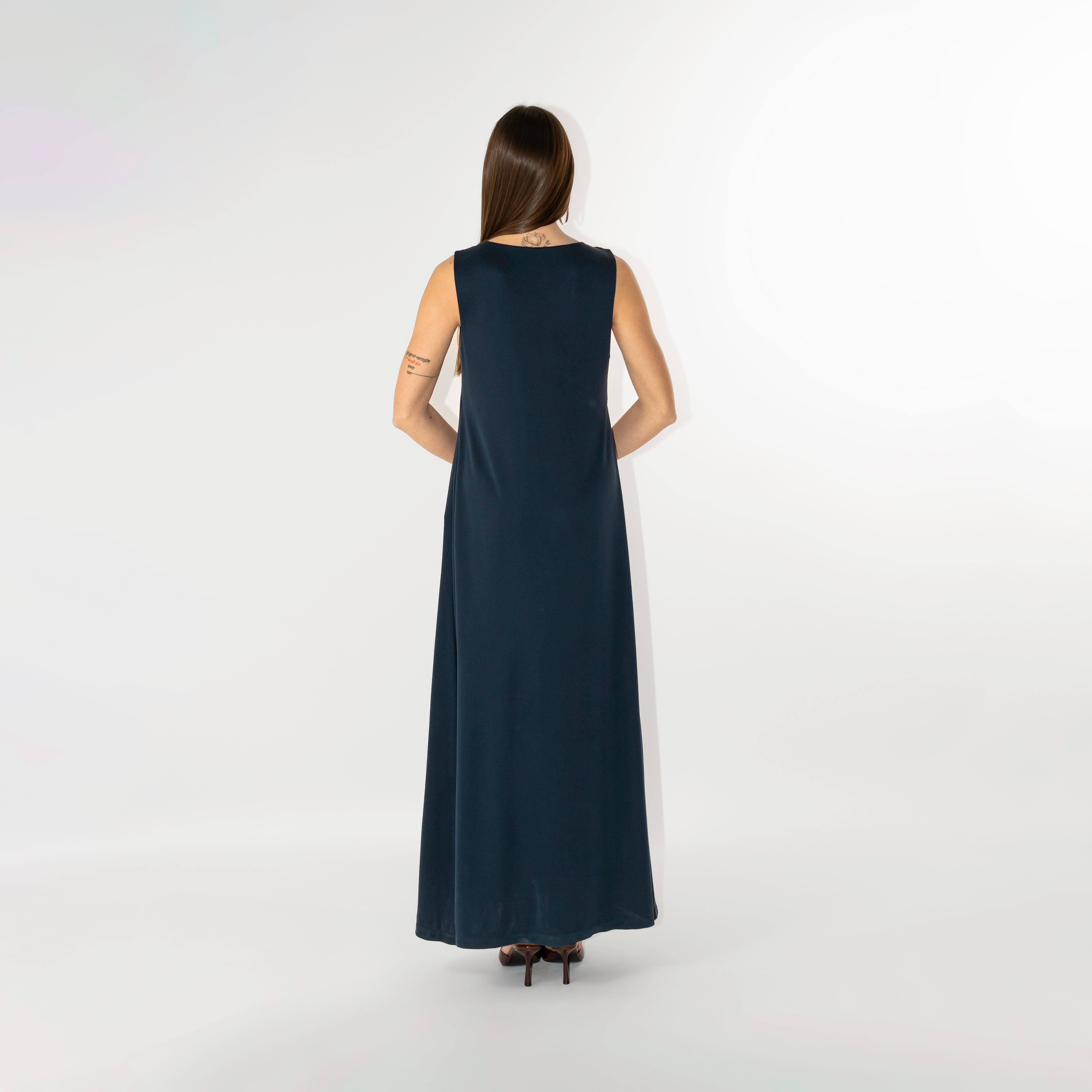 Abito maxi scollo tondo smanicato
