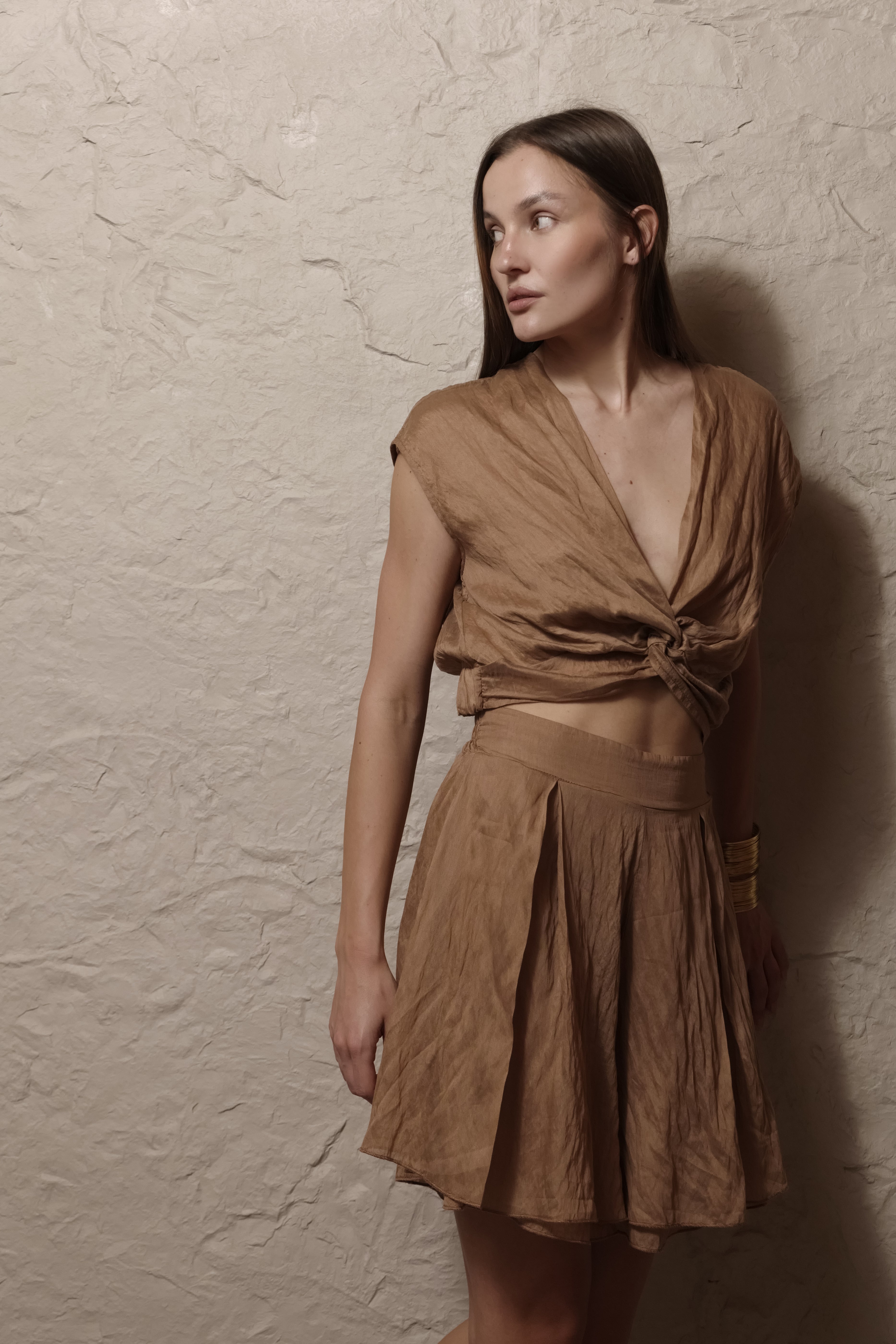 TOP CON DRAPPEGGIO SUL DAVANTI