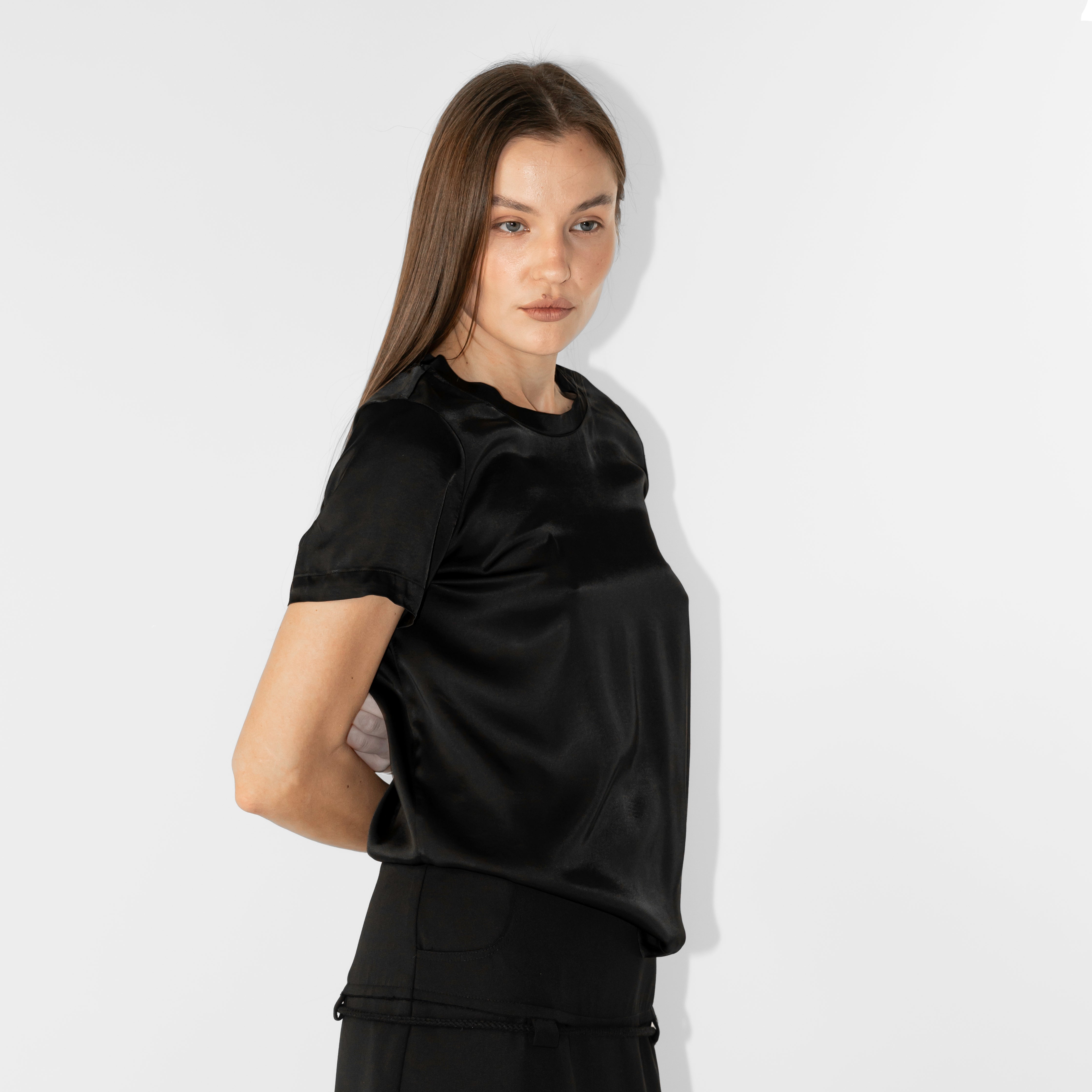 T-shirt in raso viscosa