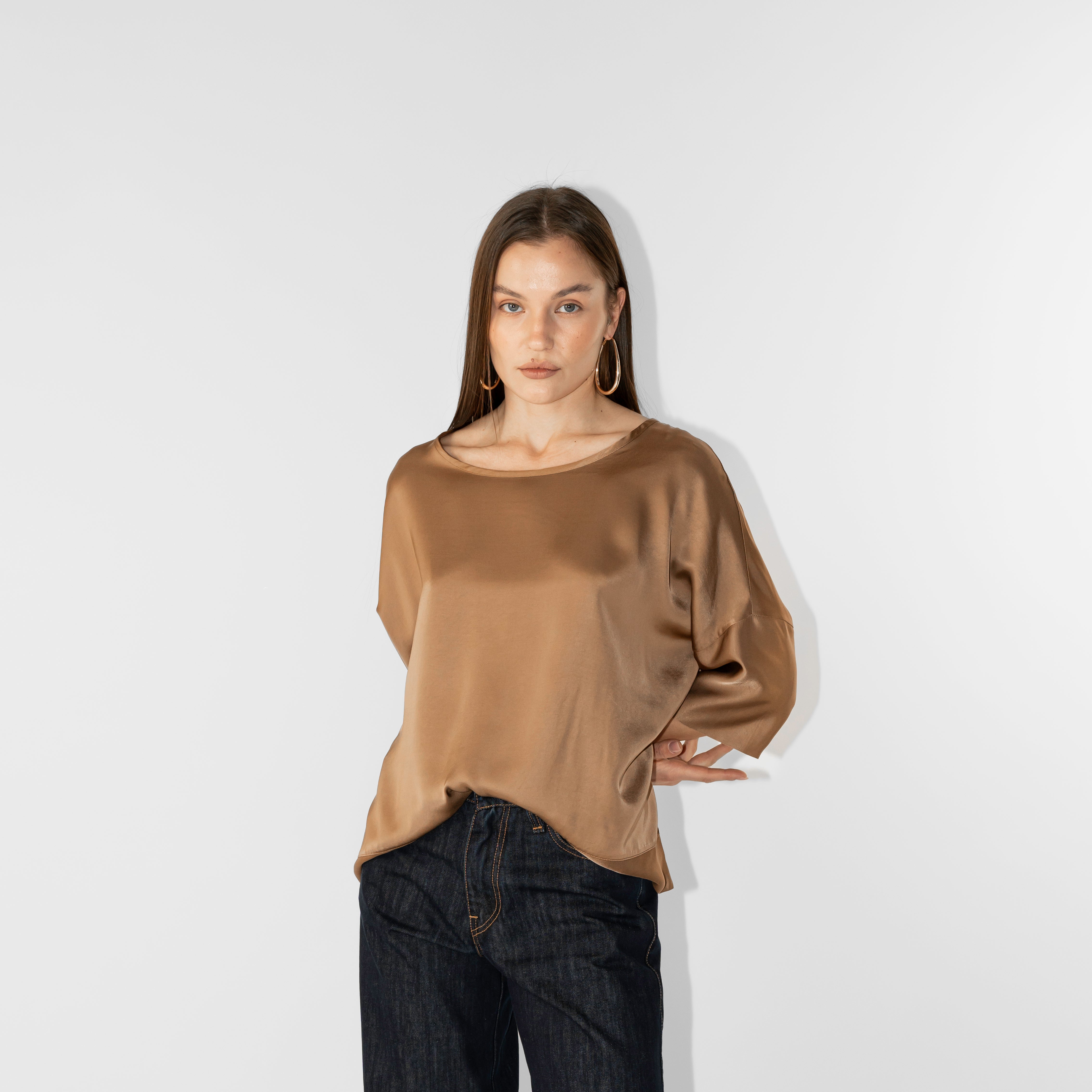 T-shirt in raso viscosa manica 3/4