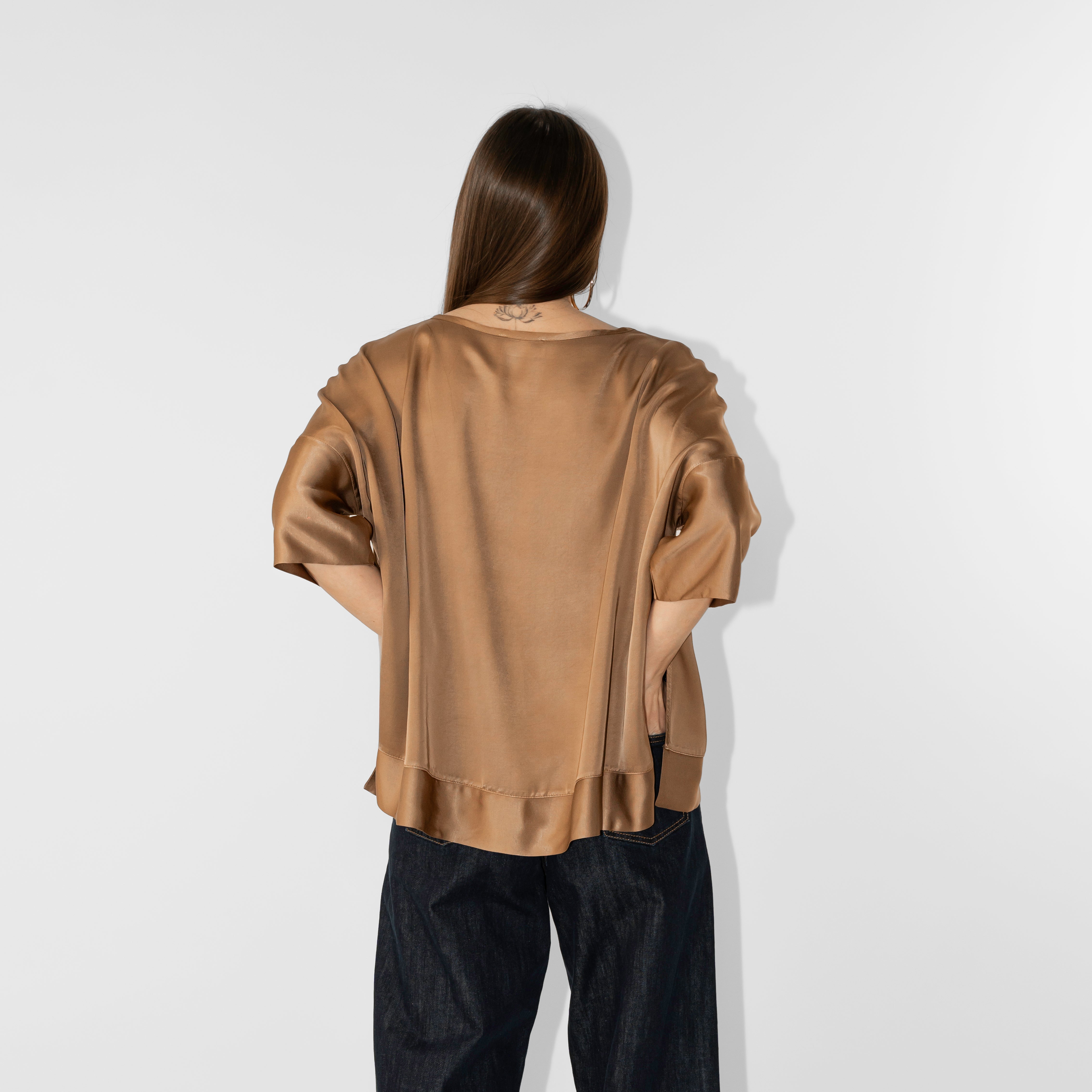 T-shirt in raso viscosa manica 3/4
