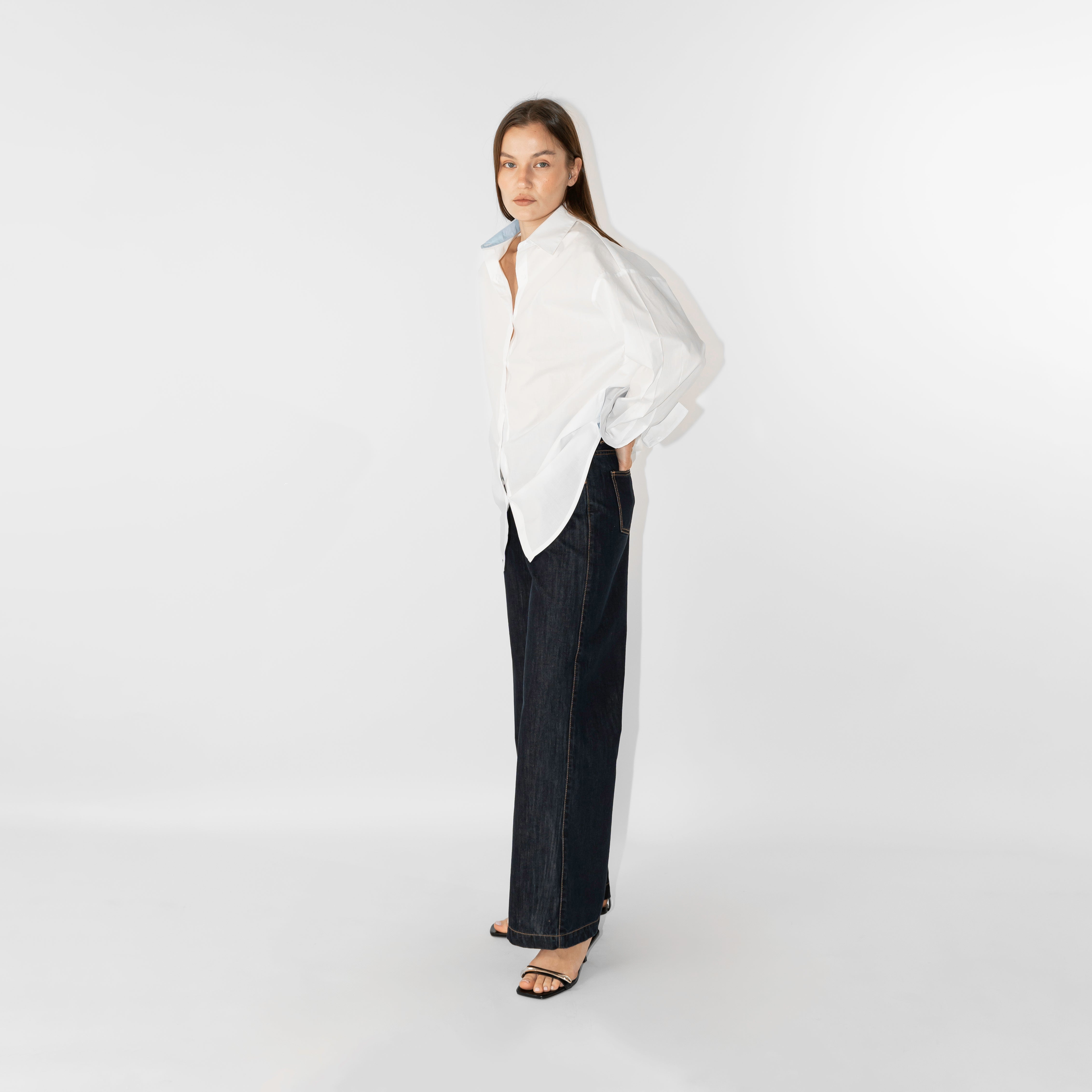 Camicia popelin con polsini a contrasto