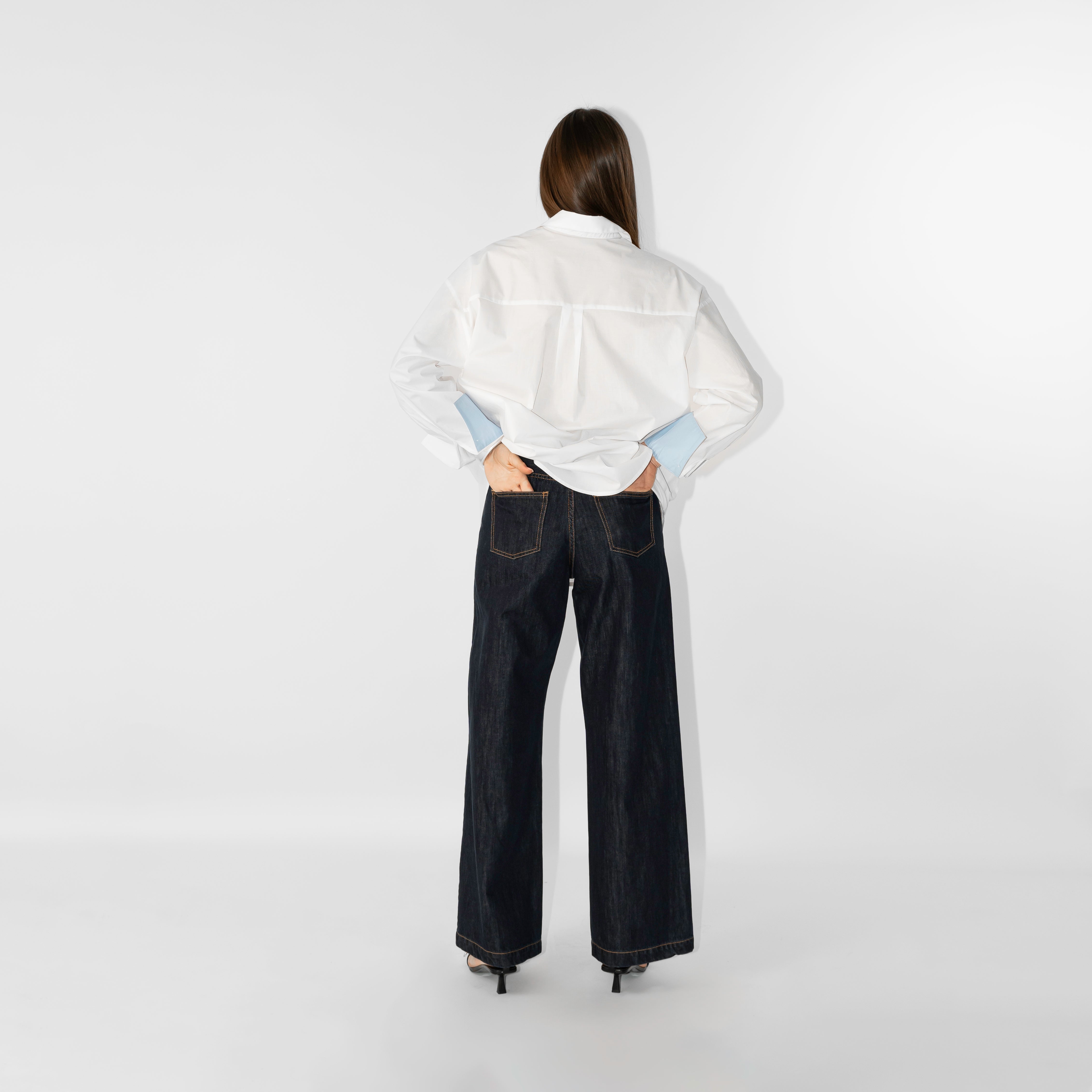 Jeans ricamato Herna taglio dritto