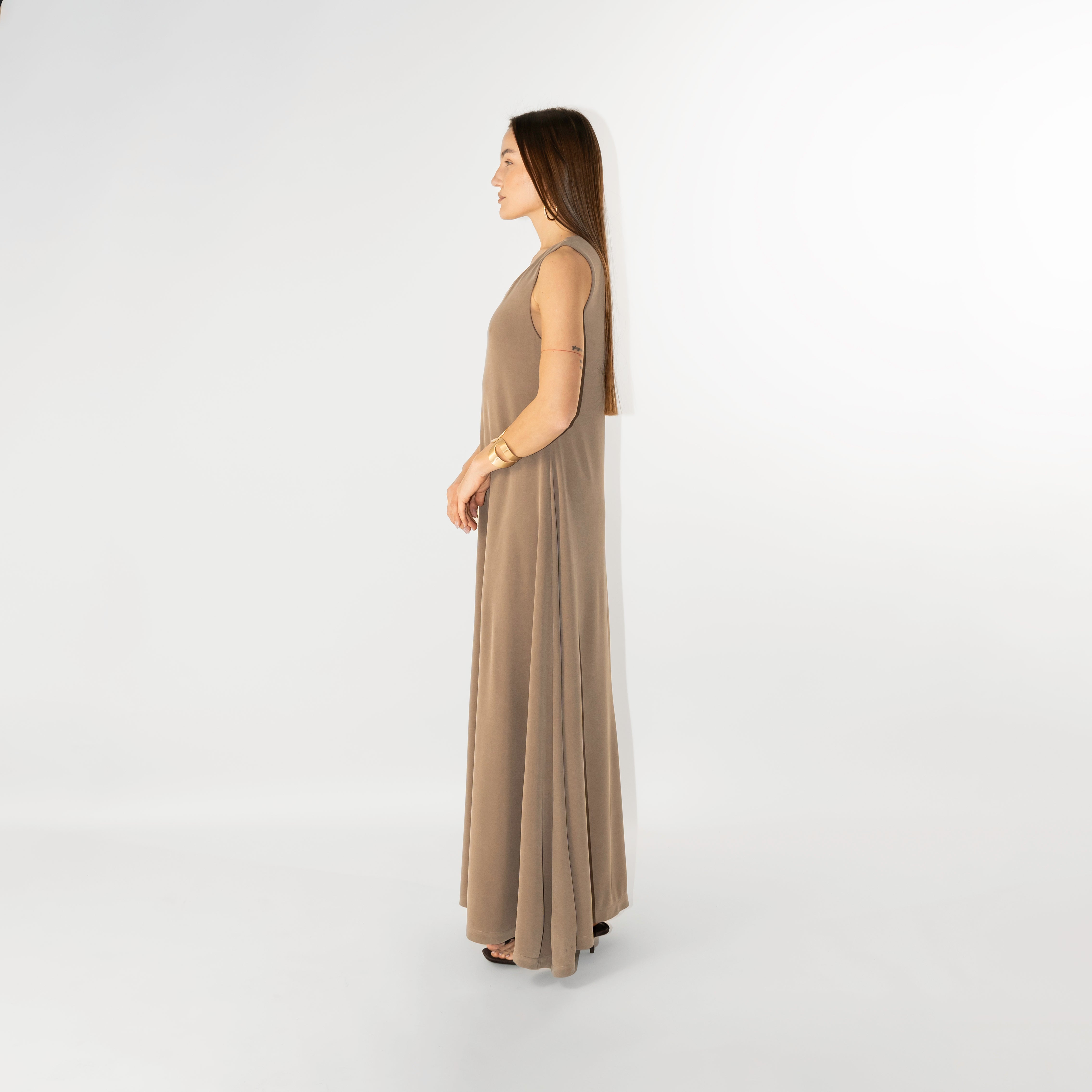 Abito maxi scollo tondo smanicato