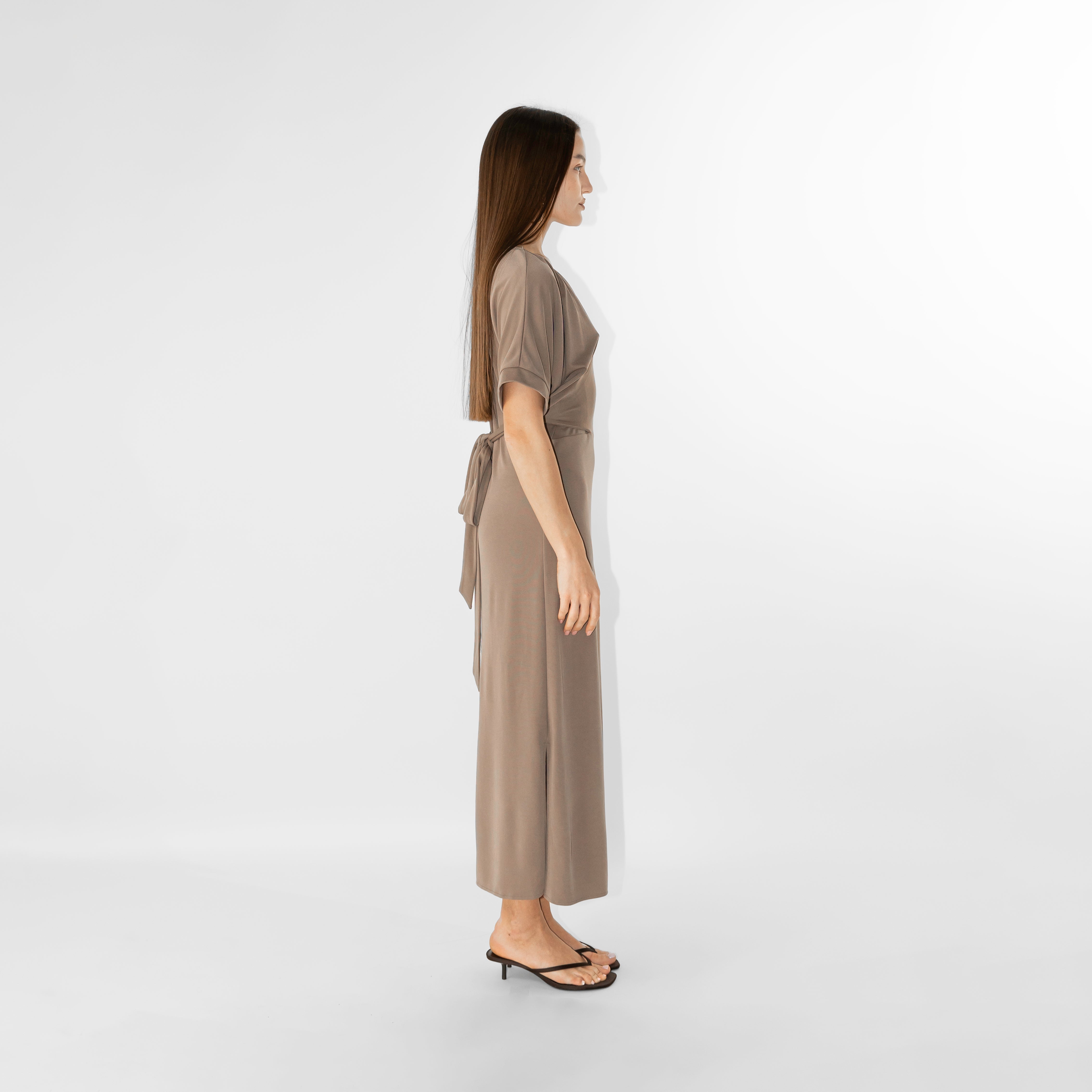 Abito midi in modal scollo a V