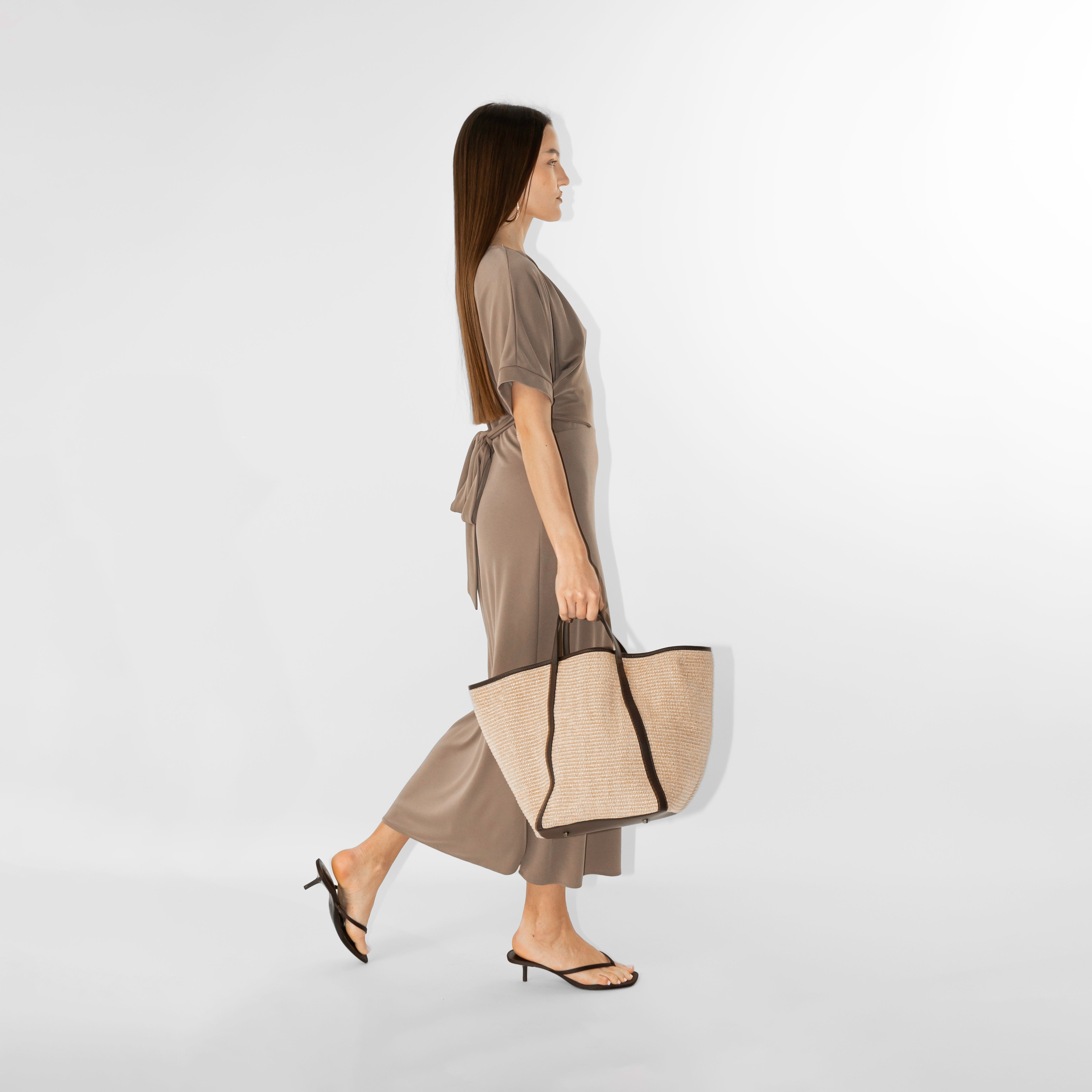 Raffia tote bag
