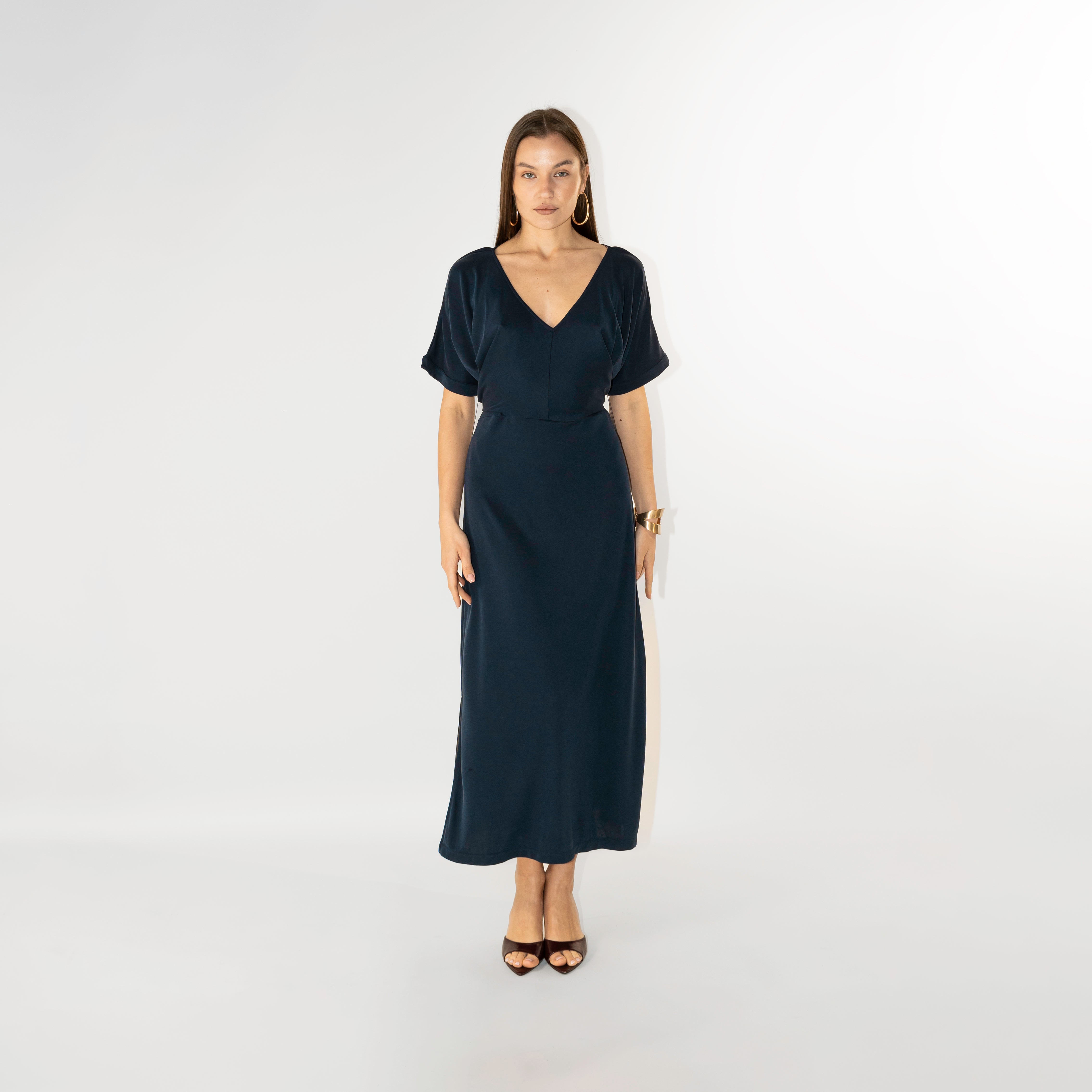 Abito midi in modal scollo a V