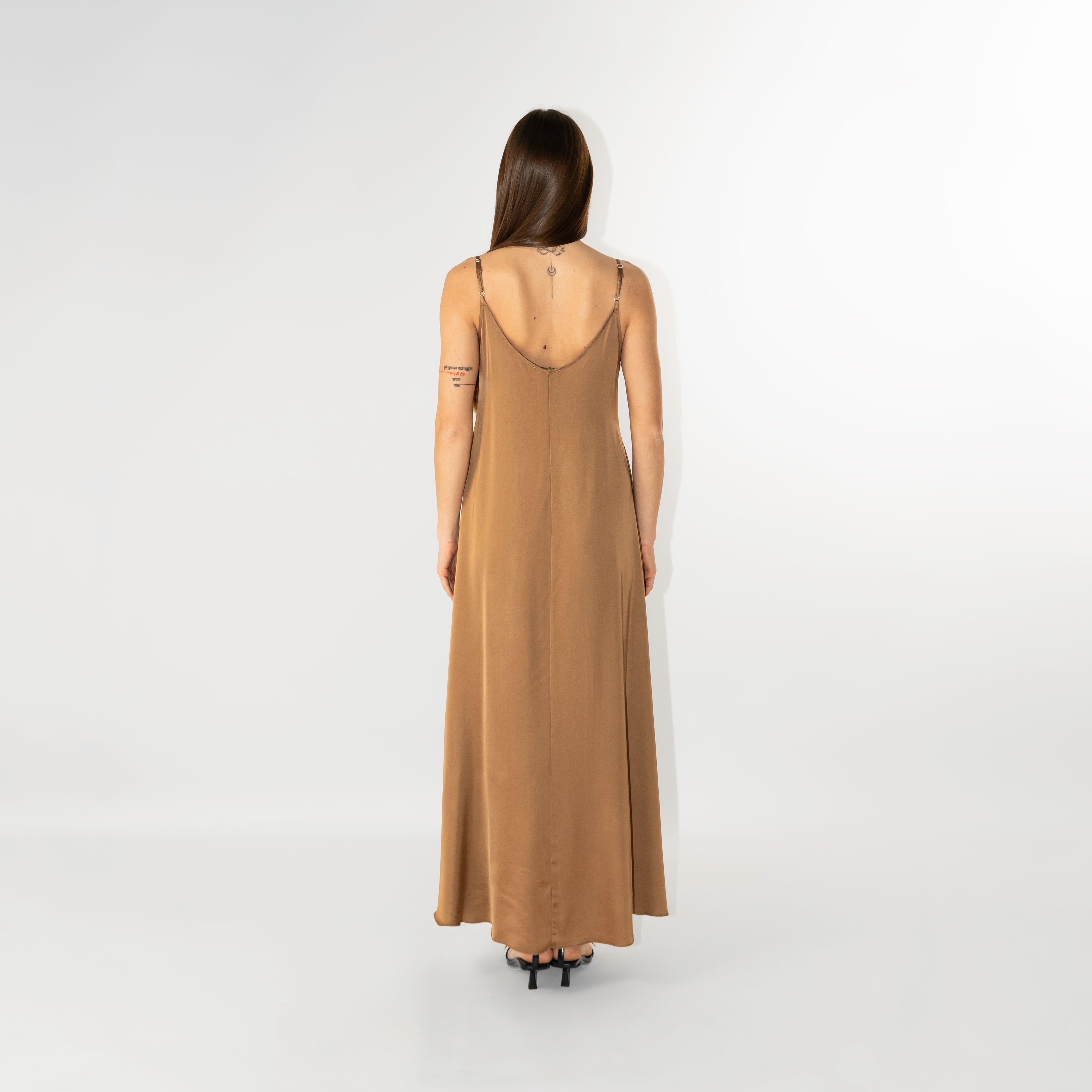 Abito maxi in raso viscosa