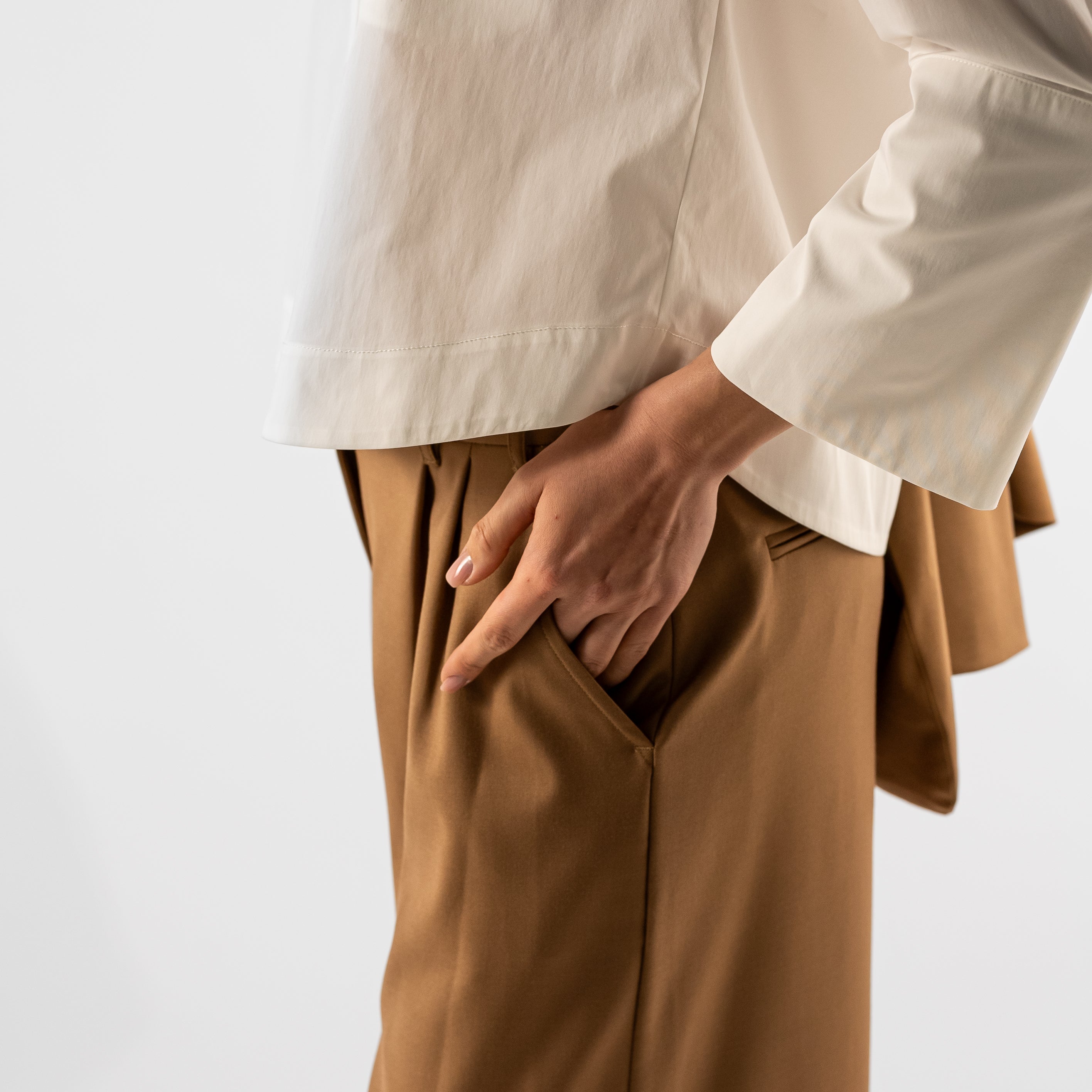 Pantaloni tailleur wide leg fit