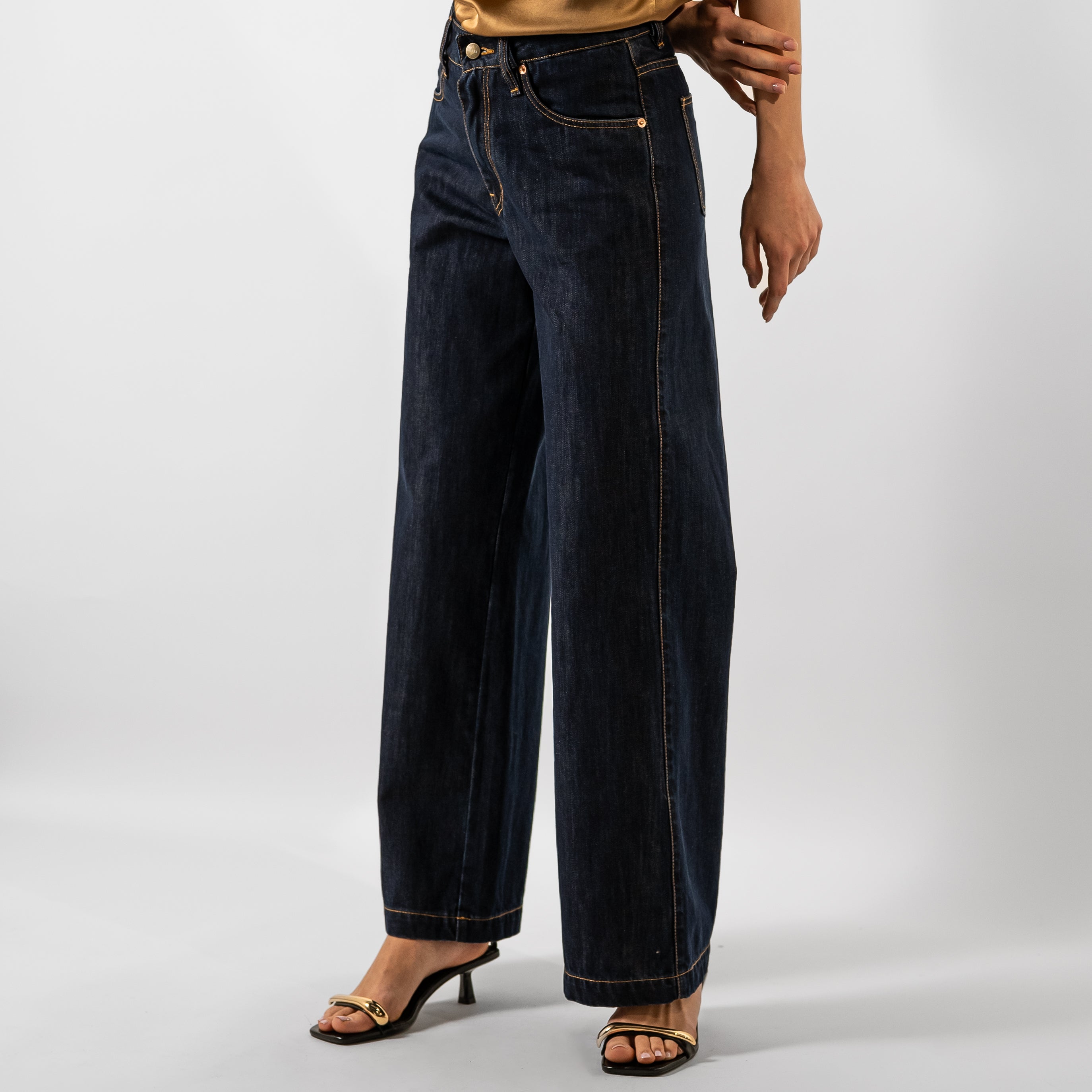 Jeans ricamato Herna taglio dritto