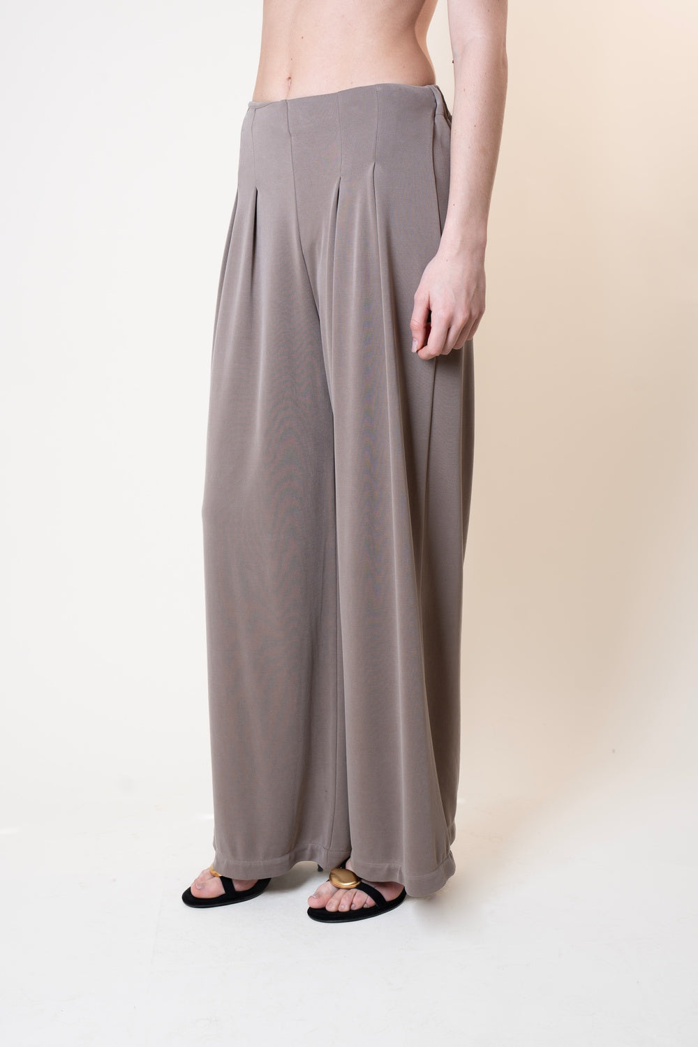 Pantaloni in modal wide leg fit