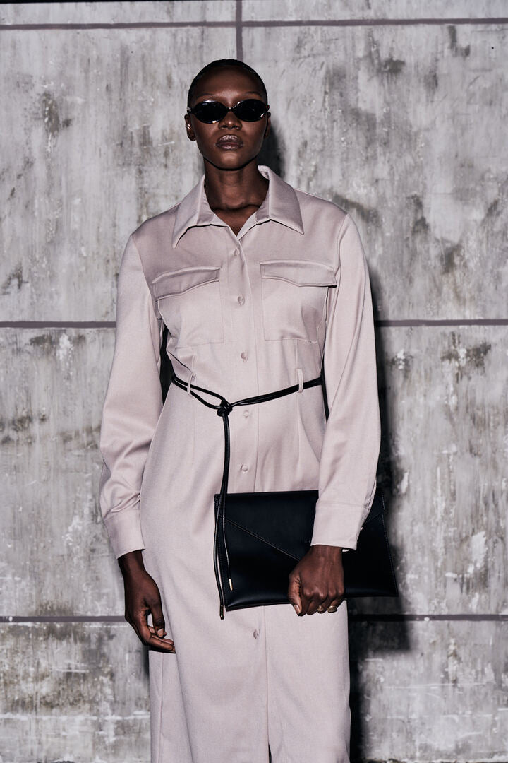 Abito chemisier con cintura